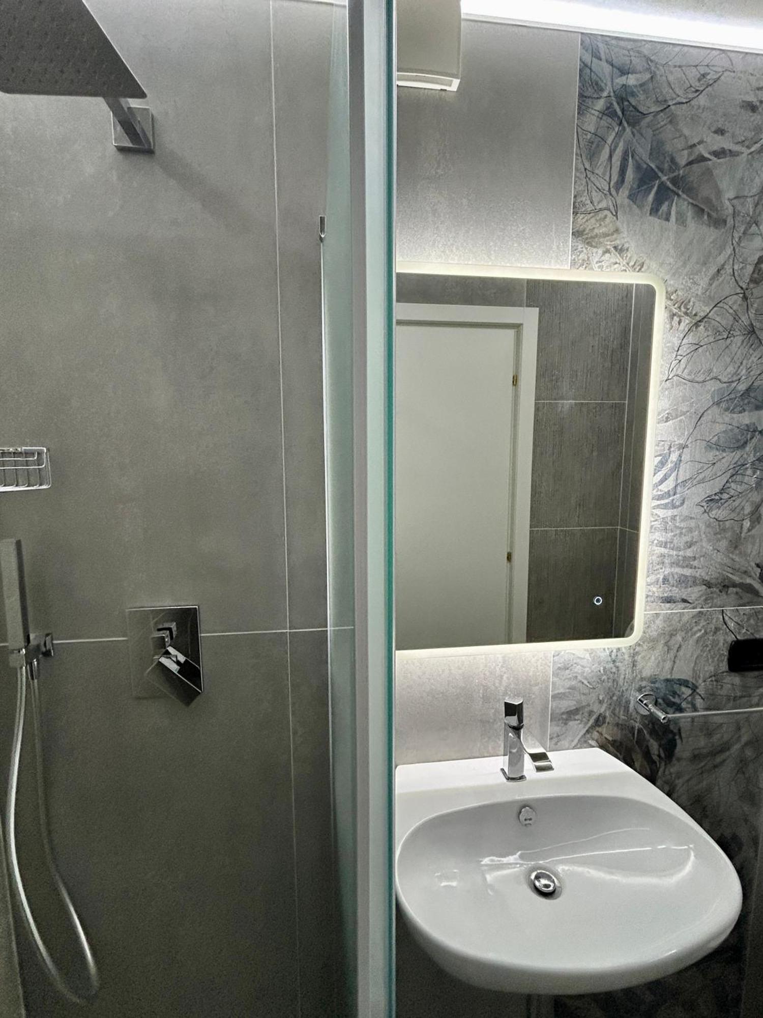 Nonno Uccio Apartment Castri di Lecce Екстериор снимка