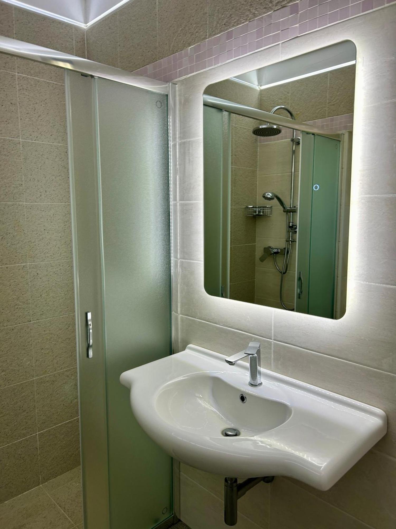 Nonno Uccio Apartment Castri di Lecce Екстериор снимка